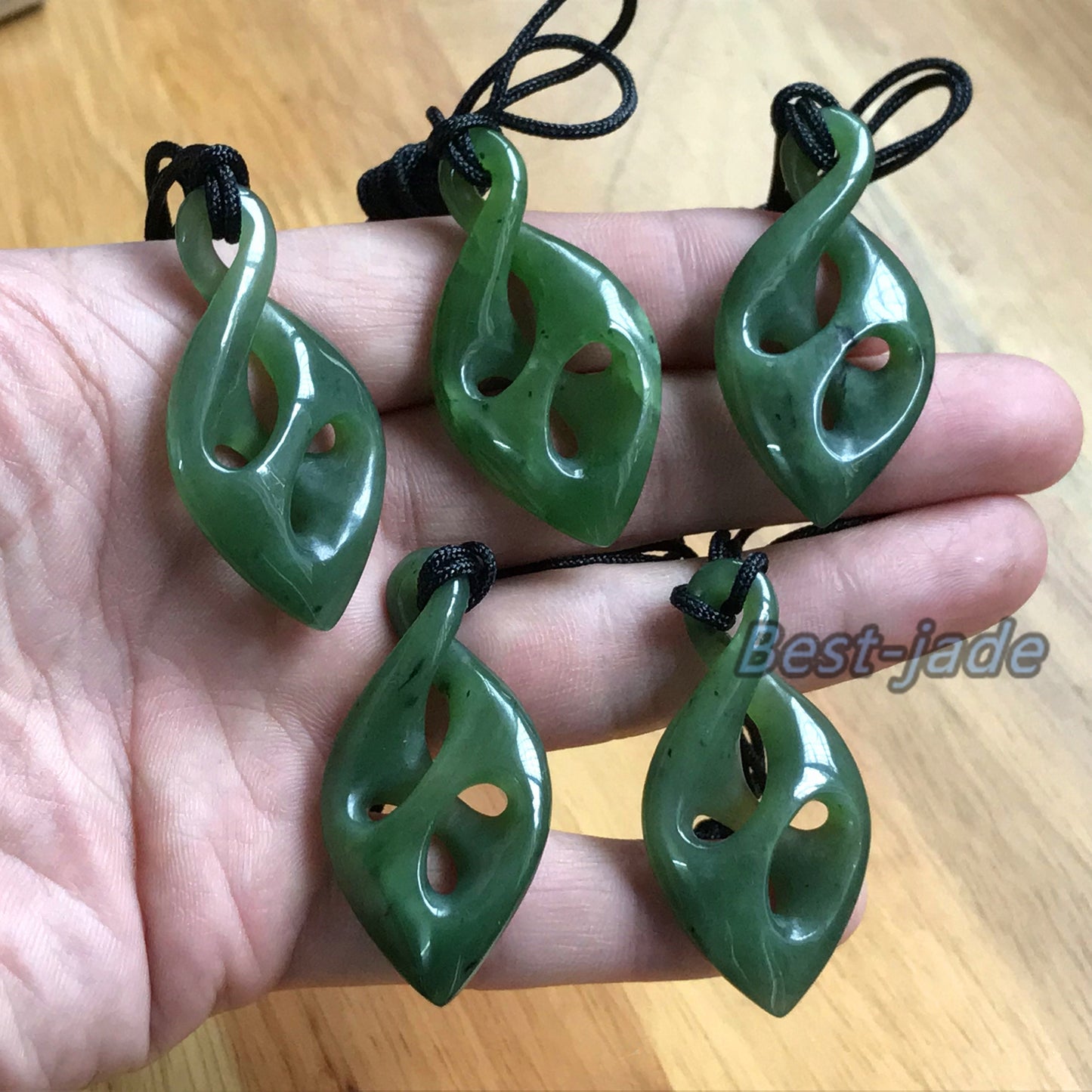 Twist Natural Green Nephrite Jade Pendant NEW ZEALAND Maori Style Greenstone Pounamu Earring Bc Canadian jasper Koru Aquaman Hook Necklace