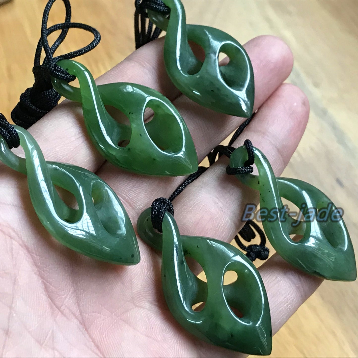 Twist Natural Green Nephrite Jade Pendant NEW ZEALAND Maori Style Greenstone Pounamu Earring Bc Canadian jasper Koru Aquaman Hook Necklace