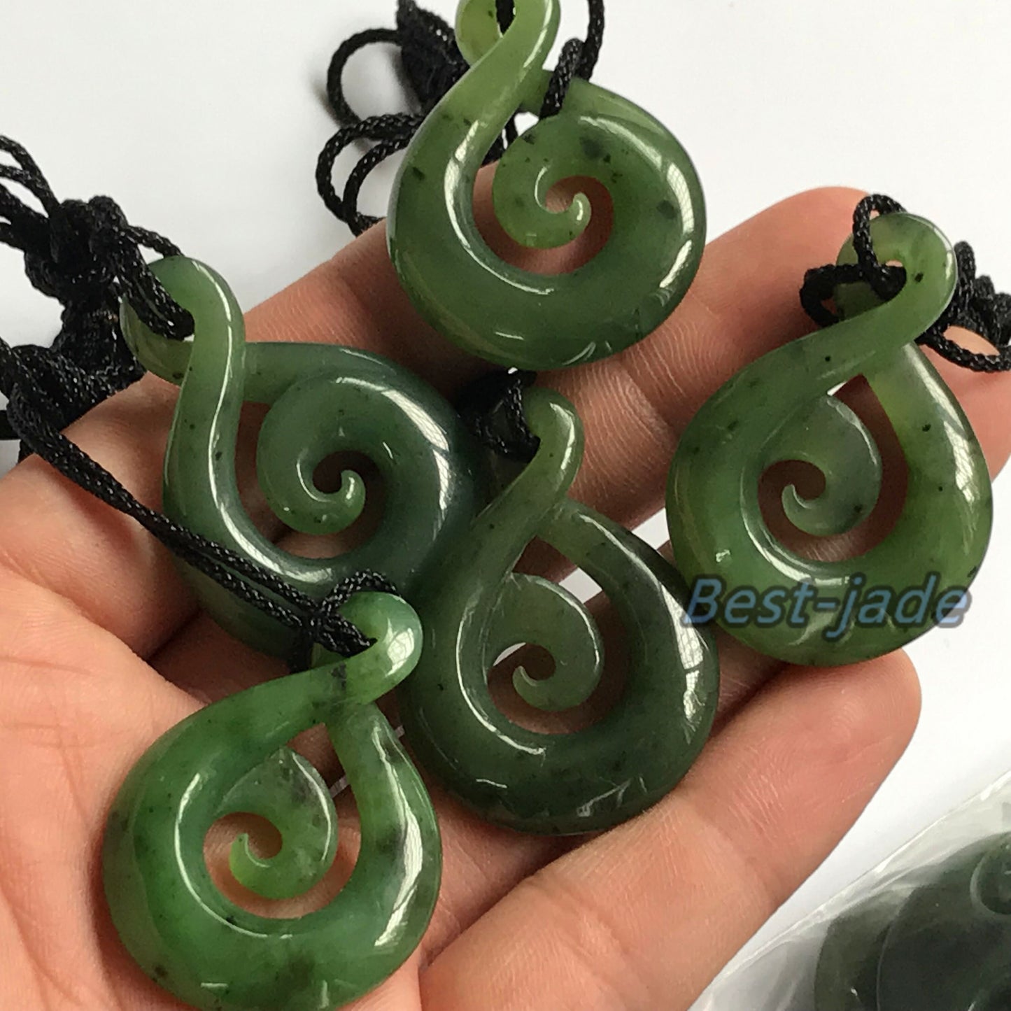 Twist Natural Green Nephrite Jade Pendant NEW ZEALAND Maori Style Greenstone Pounamu Earring Bc Canadian jasper Koru Aquaman Hook Necklace