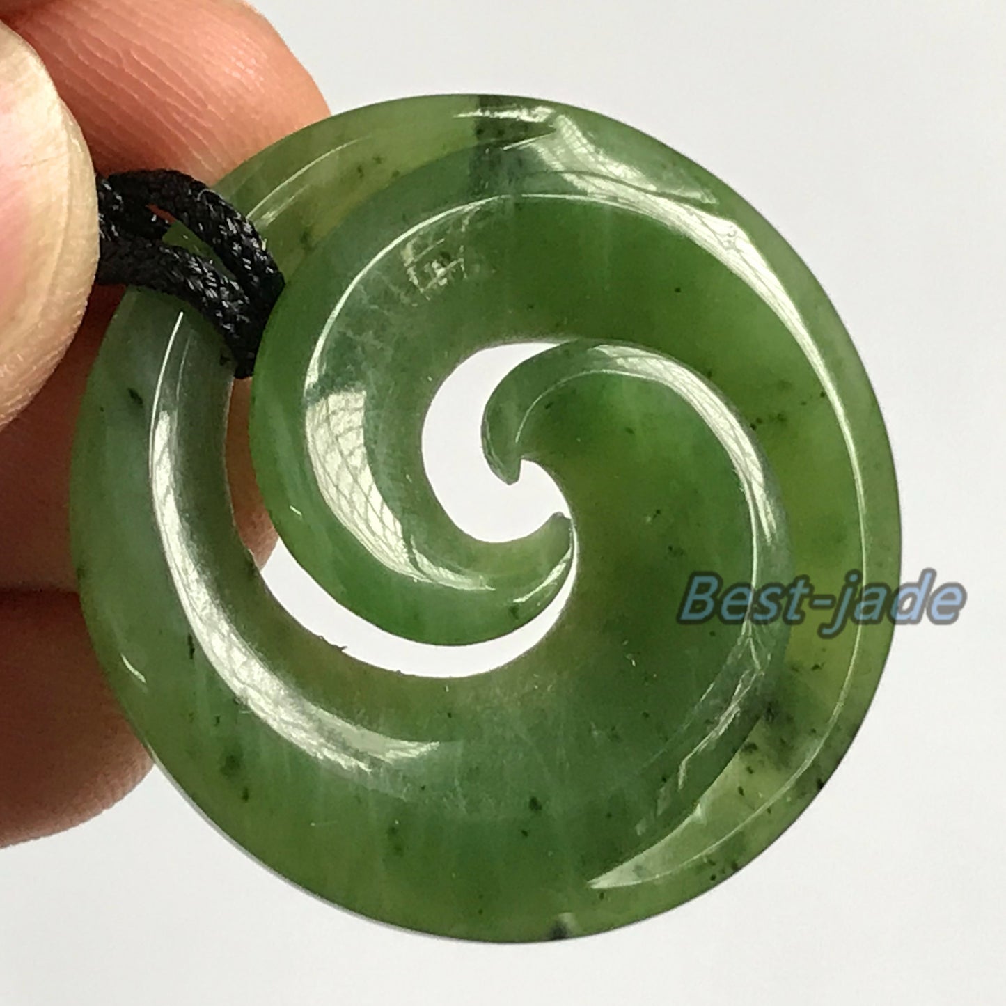 Double hook Natural Green Nephrite Jade Pendant NEW ZEALAND Maori Style Greenstone Pounamu Canadian JADE Koru Round Disc Hook Necklace