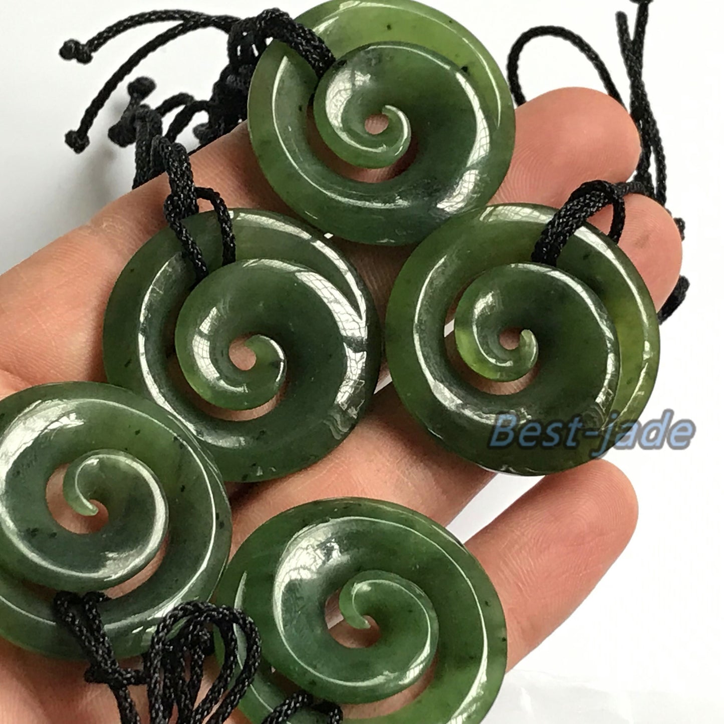 Disc hook Natural Green Nephrite Jade Pendant NEW ZEALAND Maori Style Greenstone Pounamu Canadian JADE Koru Round Disc Hook Necklace