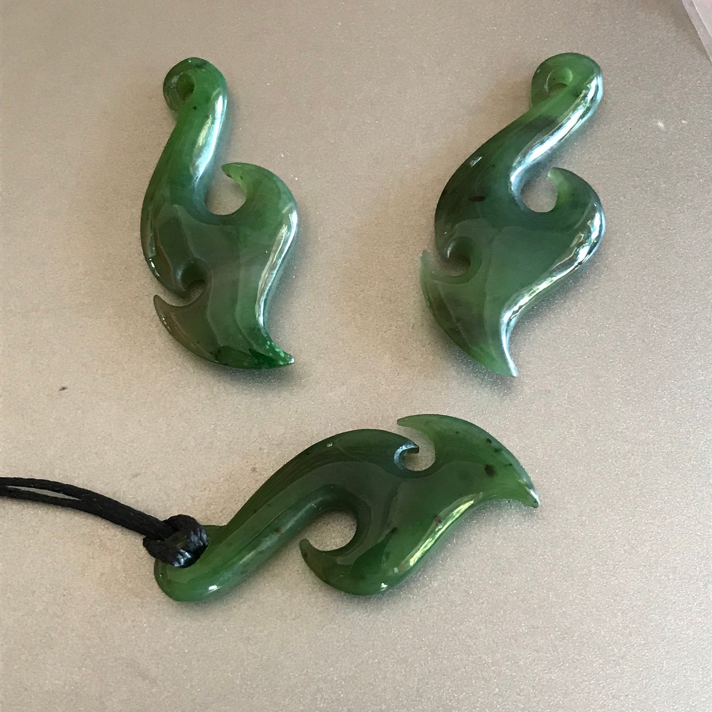 Custom-made Natural Green Nephrite Jade Pendant NEW ZEALAND Maori Style Greenstone Pounamu Canadian jasper Koru Fish Hook Necklace