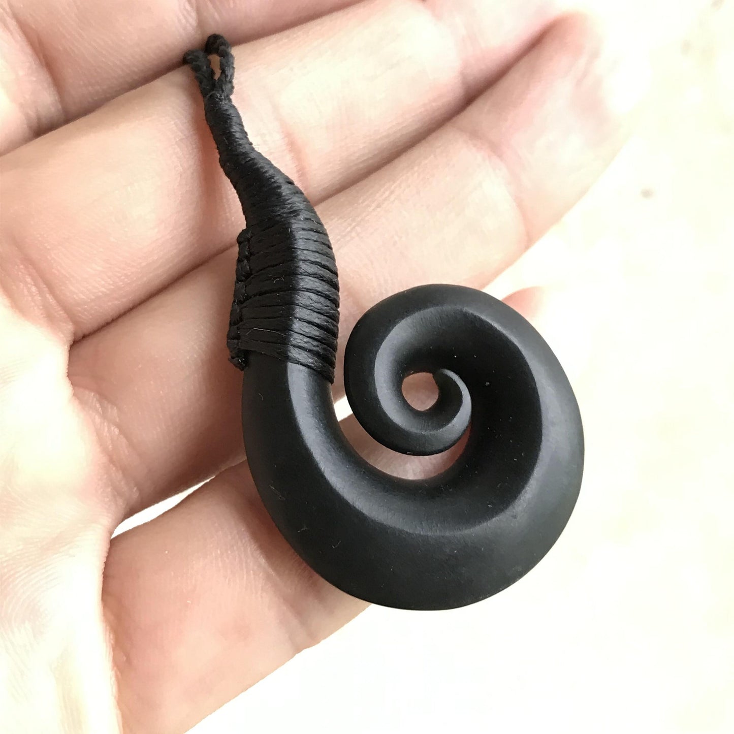 Custom-made Natural Black Green Nephrite Jade Dull polishing Pendant Maori Style Greenstone Pounamu jasper Koru Aquaman Fish Hook Necklace