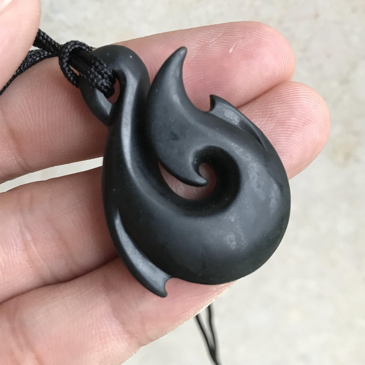 Custom-made Natural Black Nephrite Jade Dull polishing Pendant Maori Style Greenstone Pounamu jasper Koru Aquaman Fish Hook Necklace