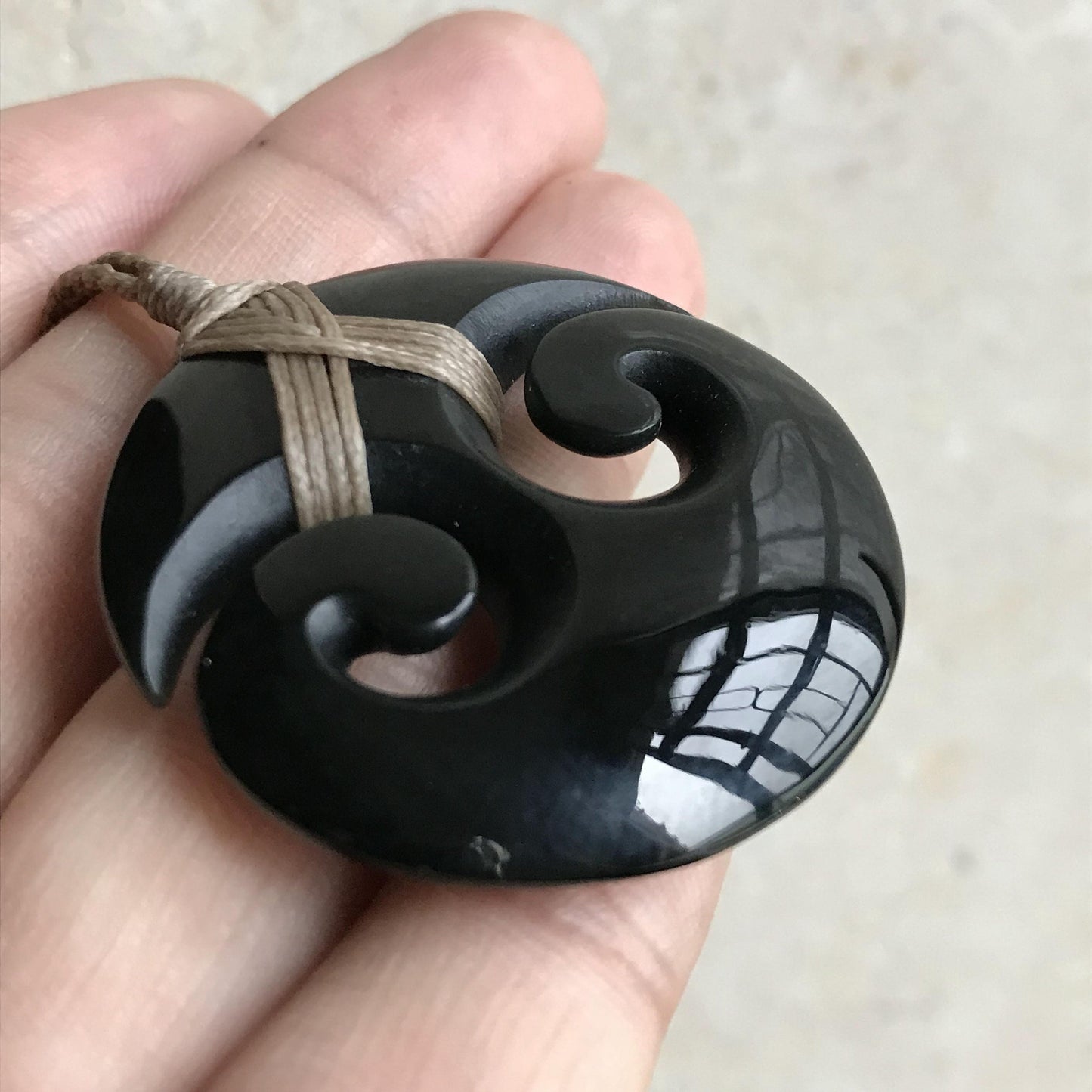 Custom-made Natural Australian Black Nephrite Jade shine polishing Pendant Maori Style Greenstone Pounamu Koru Aquaman Fish Hook Necklace