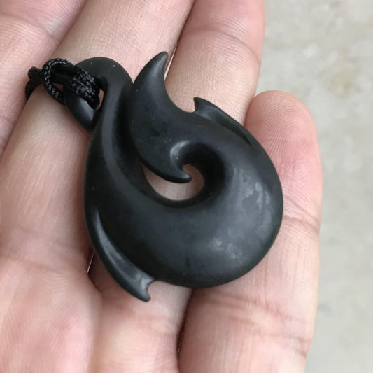 Custom-made Natural Black Nephrite Jade Dull polishing Pendant Maori Style Greenstone Pounamu jasper Koru Aquaman Fish Hook Necklace