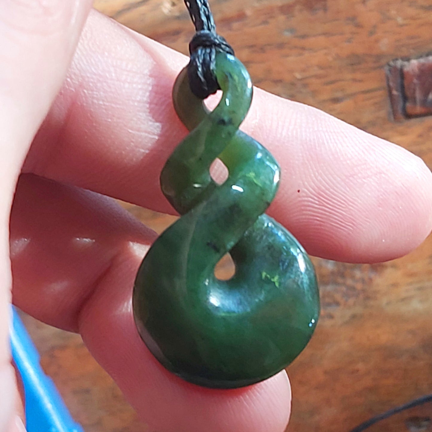 Twist Natural Green Nephrite Jade Pendant NEW ZEALAND Maori Style Greenstone Pounamu Earring Bc Canadian jasper Aquaman Hook Necklace