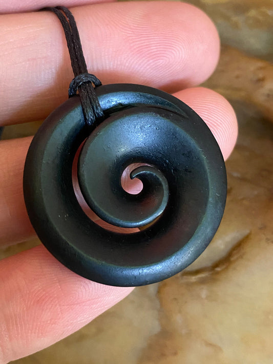 Nature Black Australian jade Dull polishing black green nephrite Maori Style  Fish Hook Female Necklace Jewelry gift