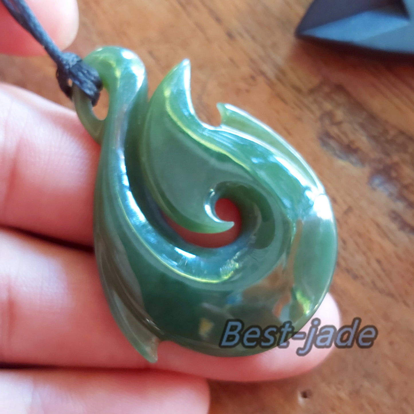 Natural Green Nephrite Jade Pendant NEW ZEALAND Maori Style Greenstone Pounamu Koru Aquaman Fish Hook Necklace