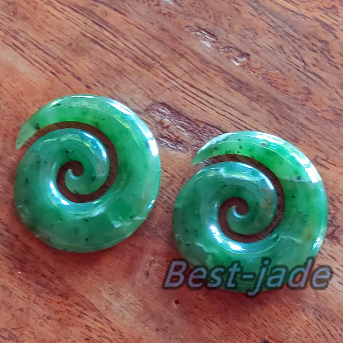 Disc hook Natural Green Nephrite Jade Pendant NEW ZEALAND Maori Style Greenstone Pounamu Canadian JADE Koru Round Disc Hook Necklace