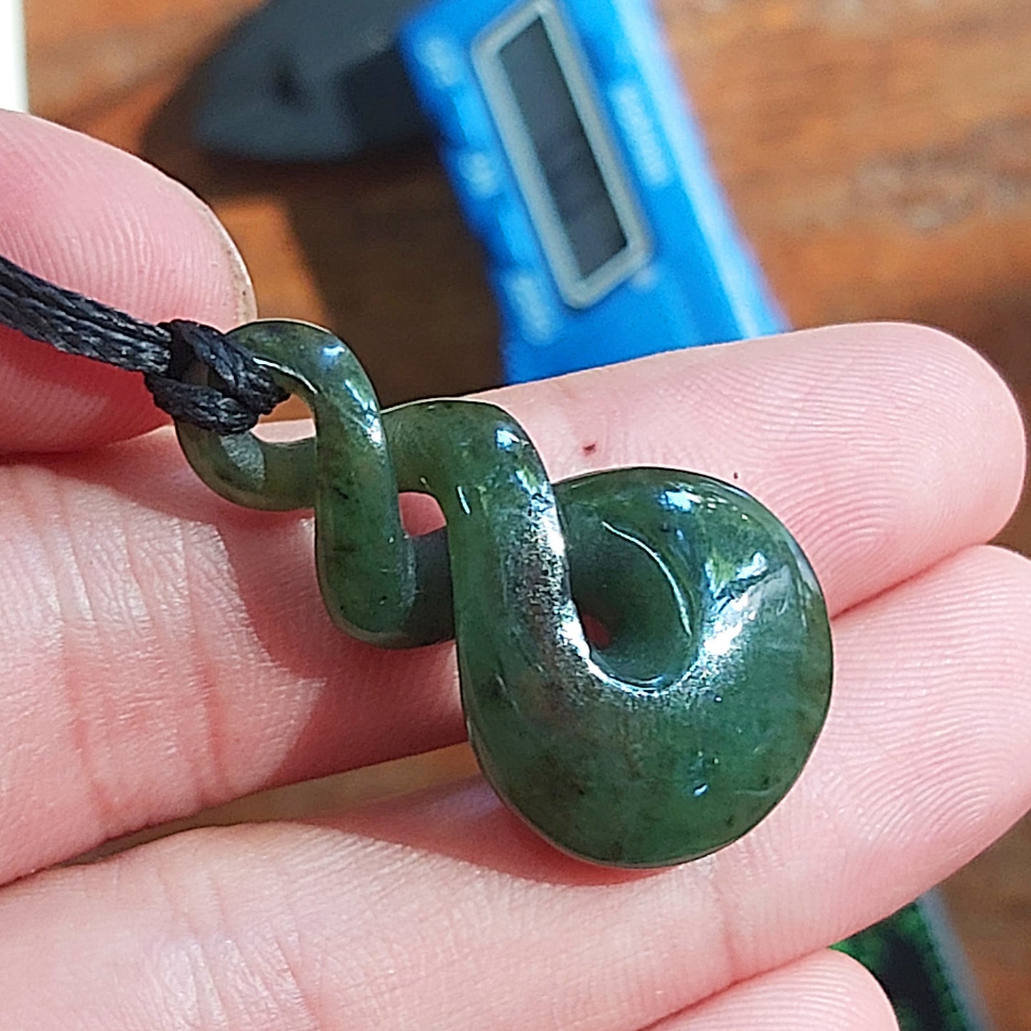 Twist Natural Green Nephrite Jade Pendant NEW ZEALAND Maori Style Greenstone Pounamu Earring Bc Canadian jasper Aquaman Hook Necklace