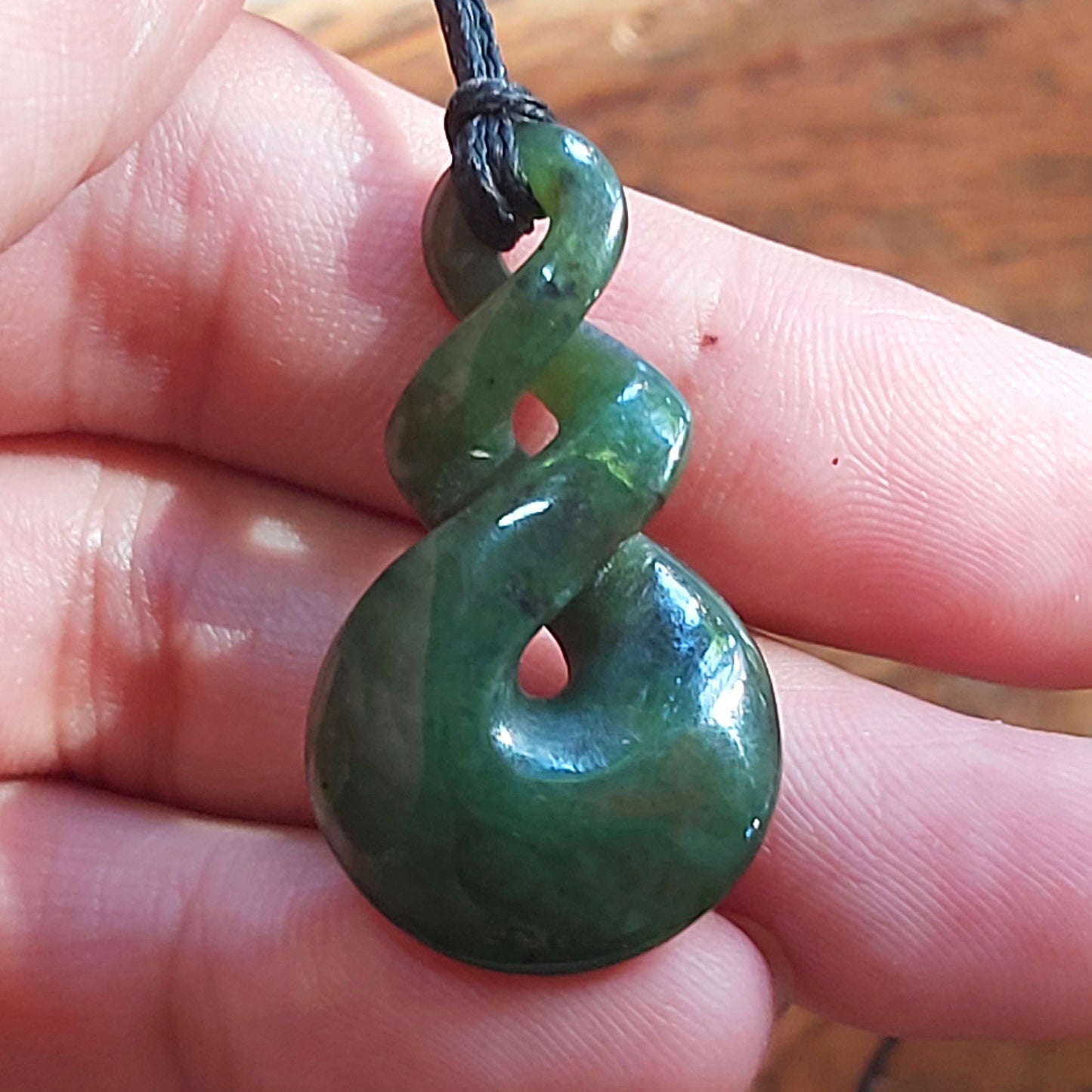 Twist Natural Green Nephrite Jade Pendant NEW ZEALAND Maori Style Greenstone Pounamu Earring Bc Canadian jasper Aquaman Hook Necklace