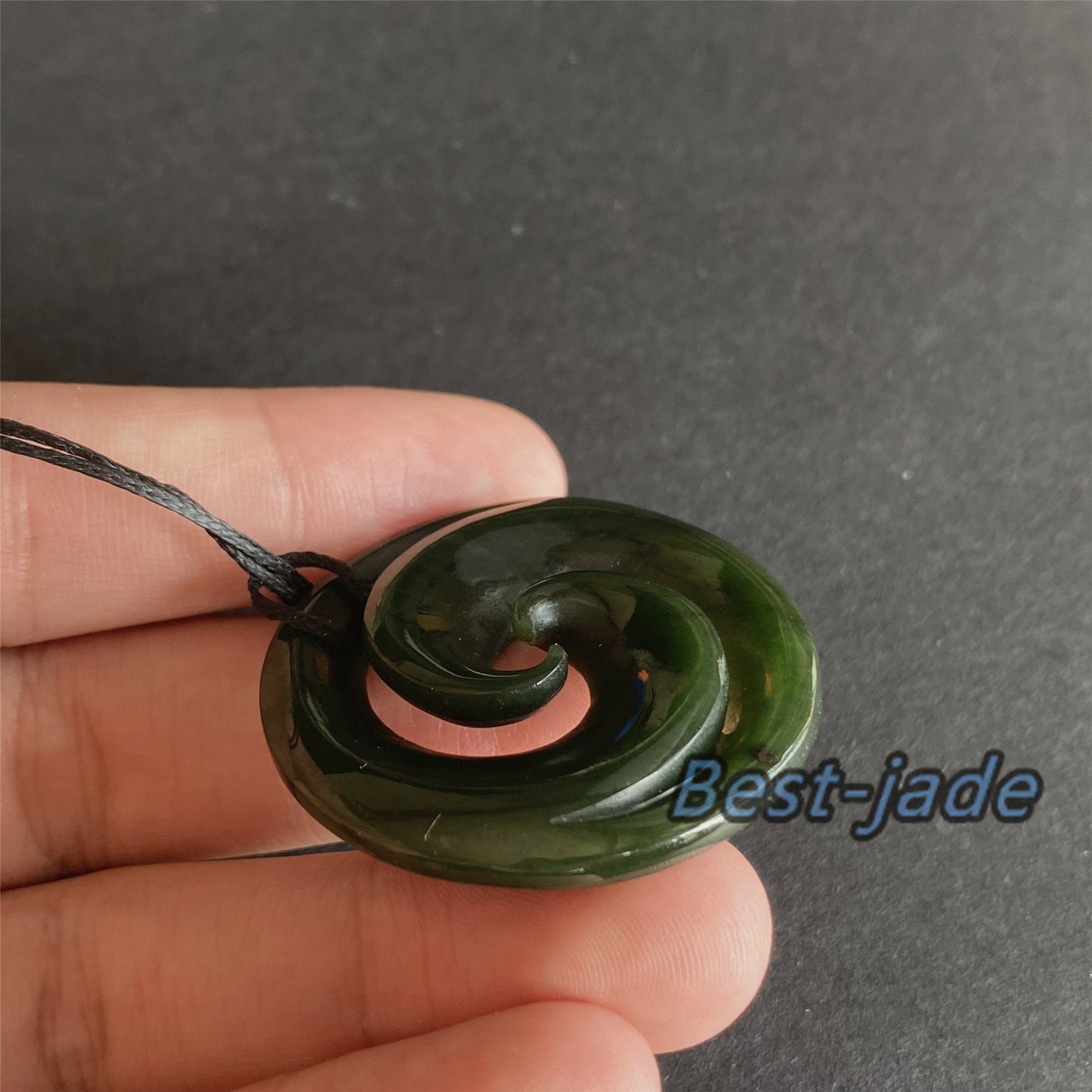 Double hook Natural Green Nephrite Jade Pendant NEW ZEALAND Maori Style Greenstone Pounamu Canadian JADE Koru Round Disc Hook Necklace