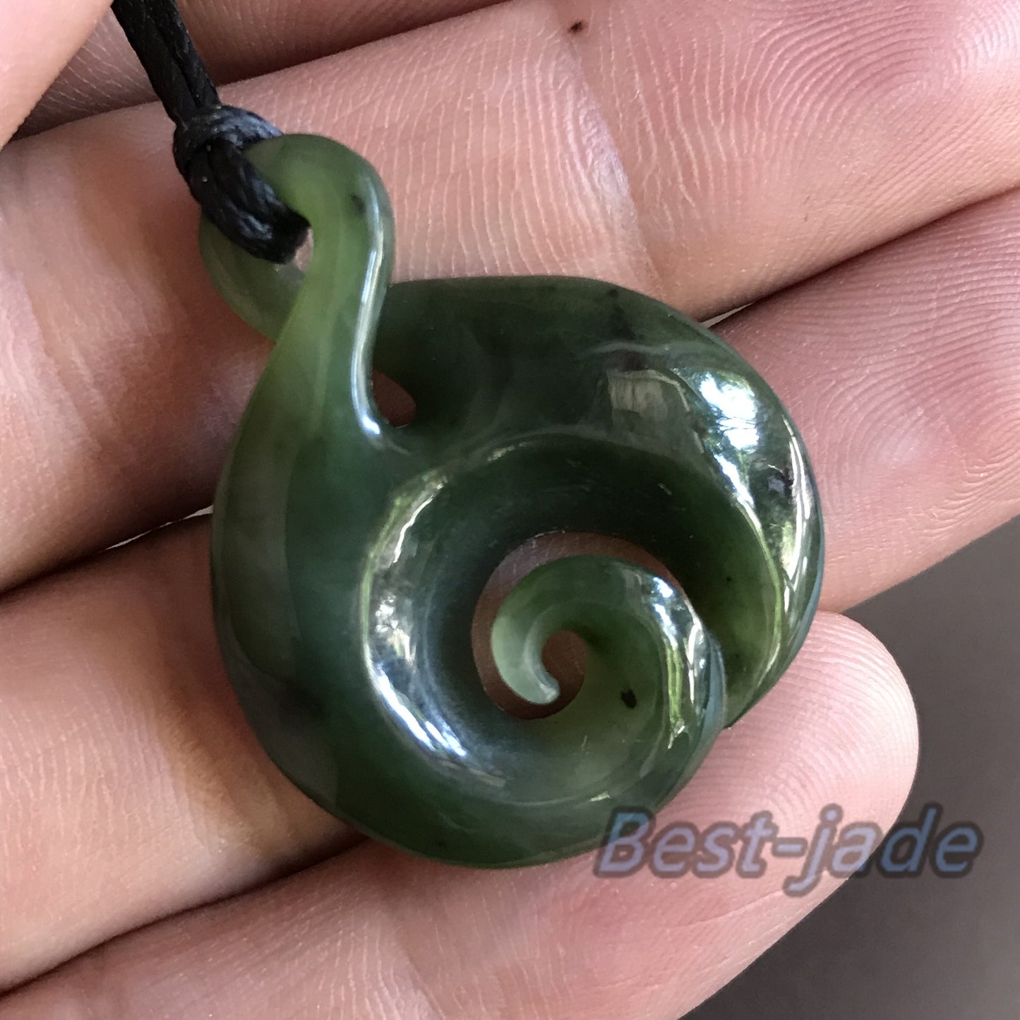 Natural Green Nephrite Jade Pendant NEW ZEALAND Maori Style Greenstone Pounamu Koru Aquaman Fish Hook Necklace