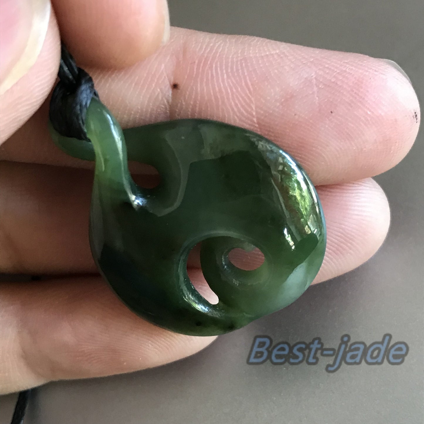 Natural Green Nephrite Jade Pendant NEW ZEALAND Maori Style Greenstone Pounamu Koru Aquaman Fish Hook Necklace