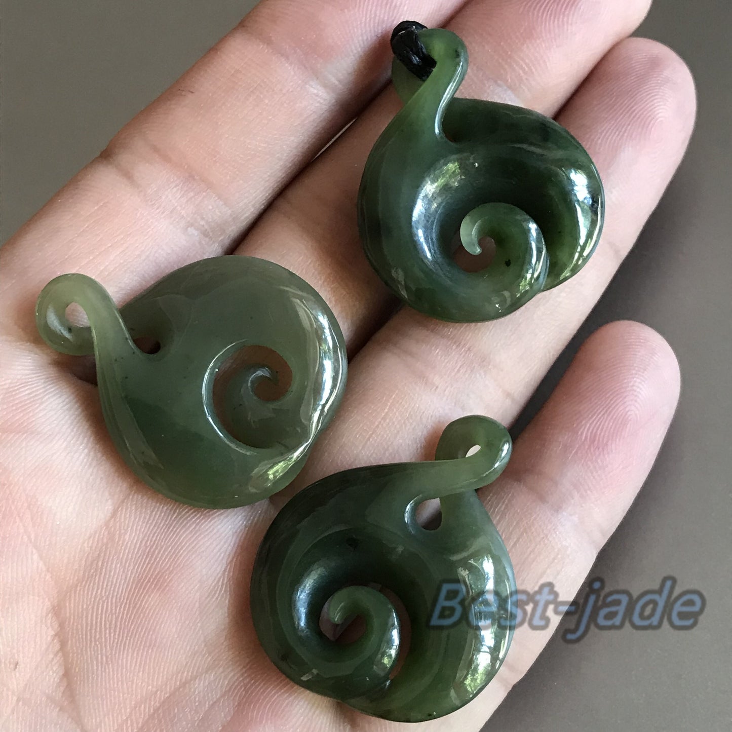 Natural Green Nephrite Jade Pendant NEW ZEALAND Maori Style Greenstone Pounamu Koru Aquaman Fish Hook Necklace