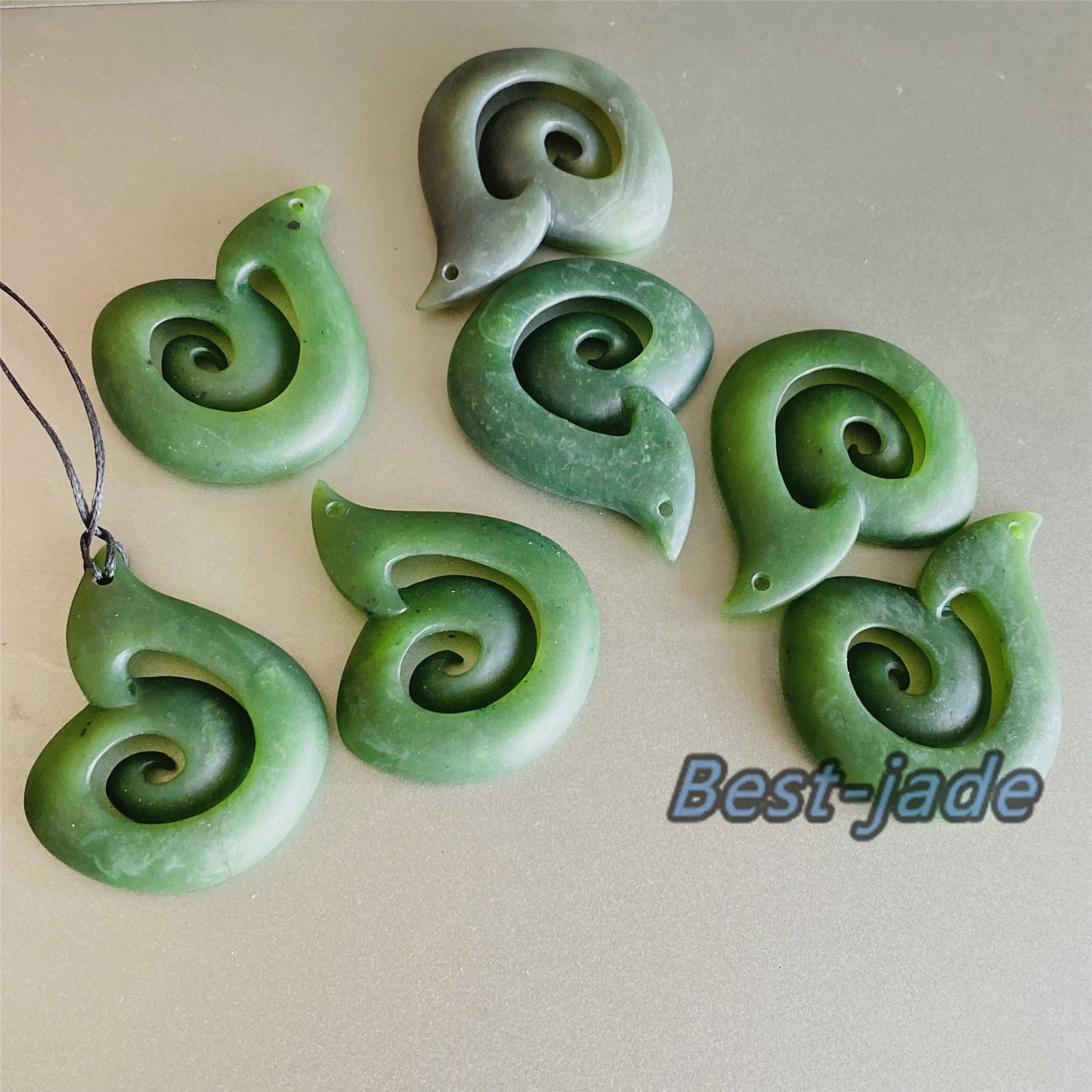 Maori Artwork Twist Natural Green Nephrite Jade Pendant NEW ZEALAND Greenstone Pounamu Earring Bc Canadian jasper Koru Aquaman Hook Necklace