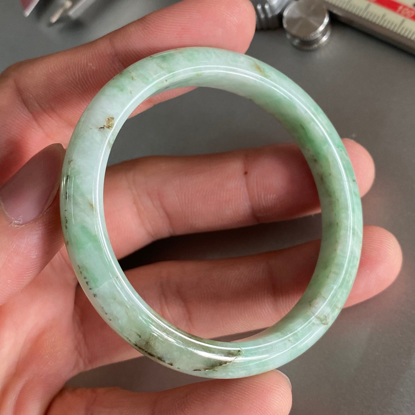 51.8mm Grade A Jade Natural green Round bangle Myanmar jadeite Lady Bracelet Ice green Type A stone small hand female bangle