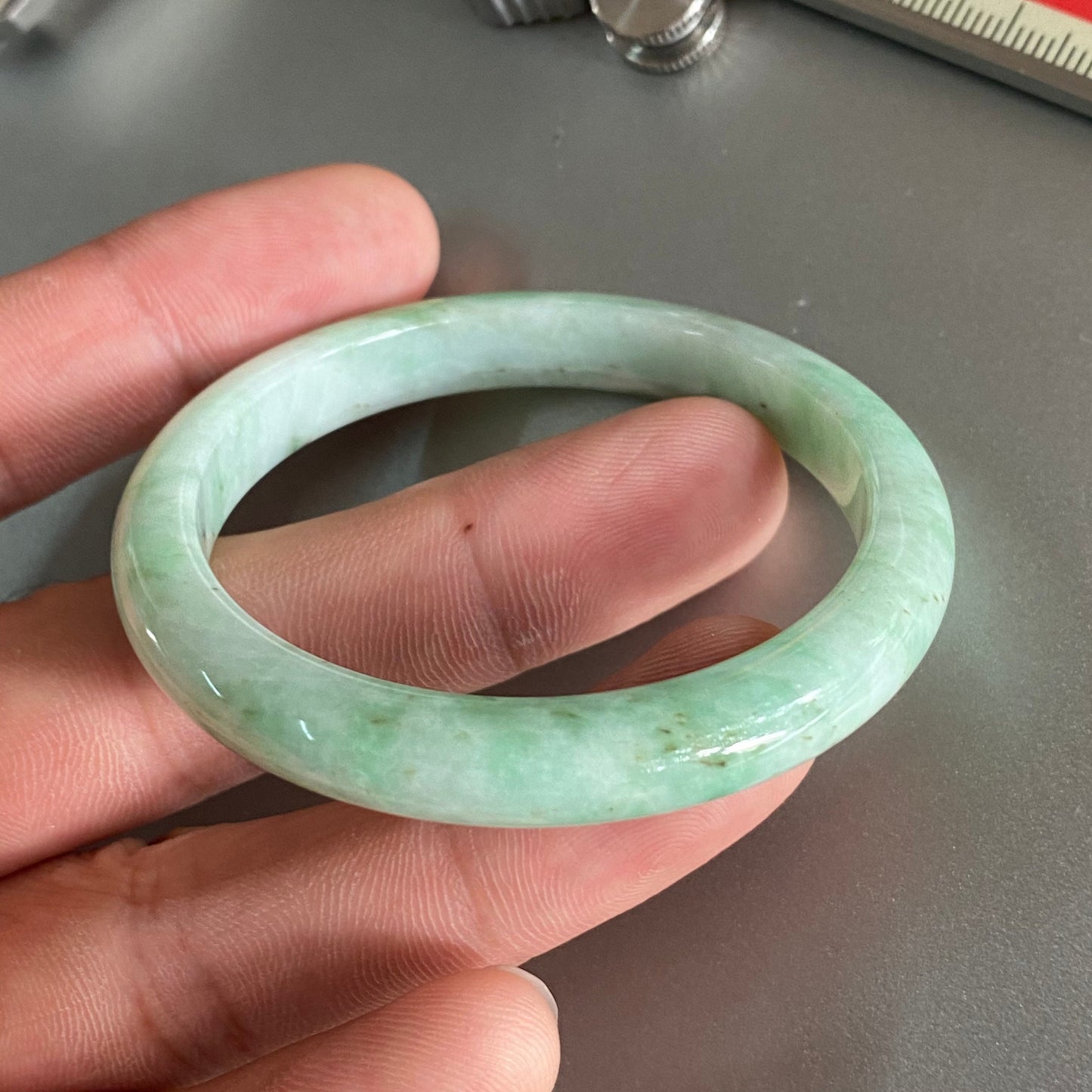 51.8mm Grade A Jade Natural green Round bangle Myanmar jadeite Lady Bracelet Ice green Type A stone small hand female bangle