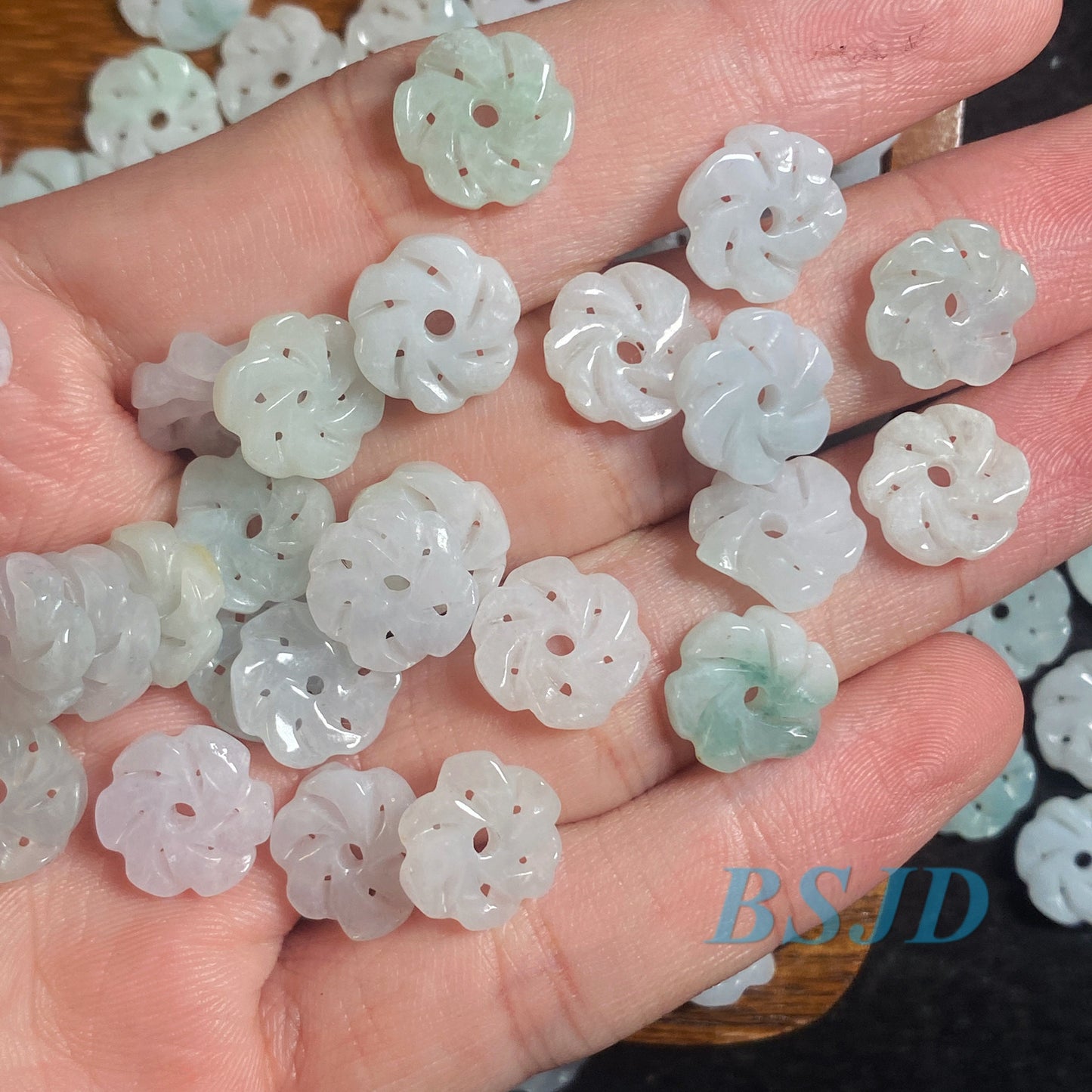 30PCS 11mm Flower Shape Grade A ICY Jade Burma jadeite Beads Perle hand Carved ,Myanmar Jadeite