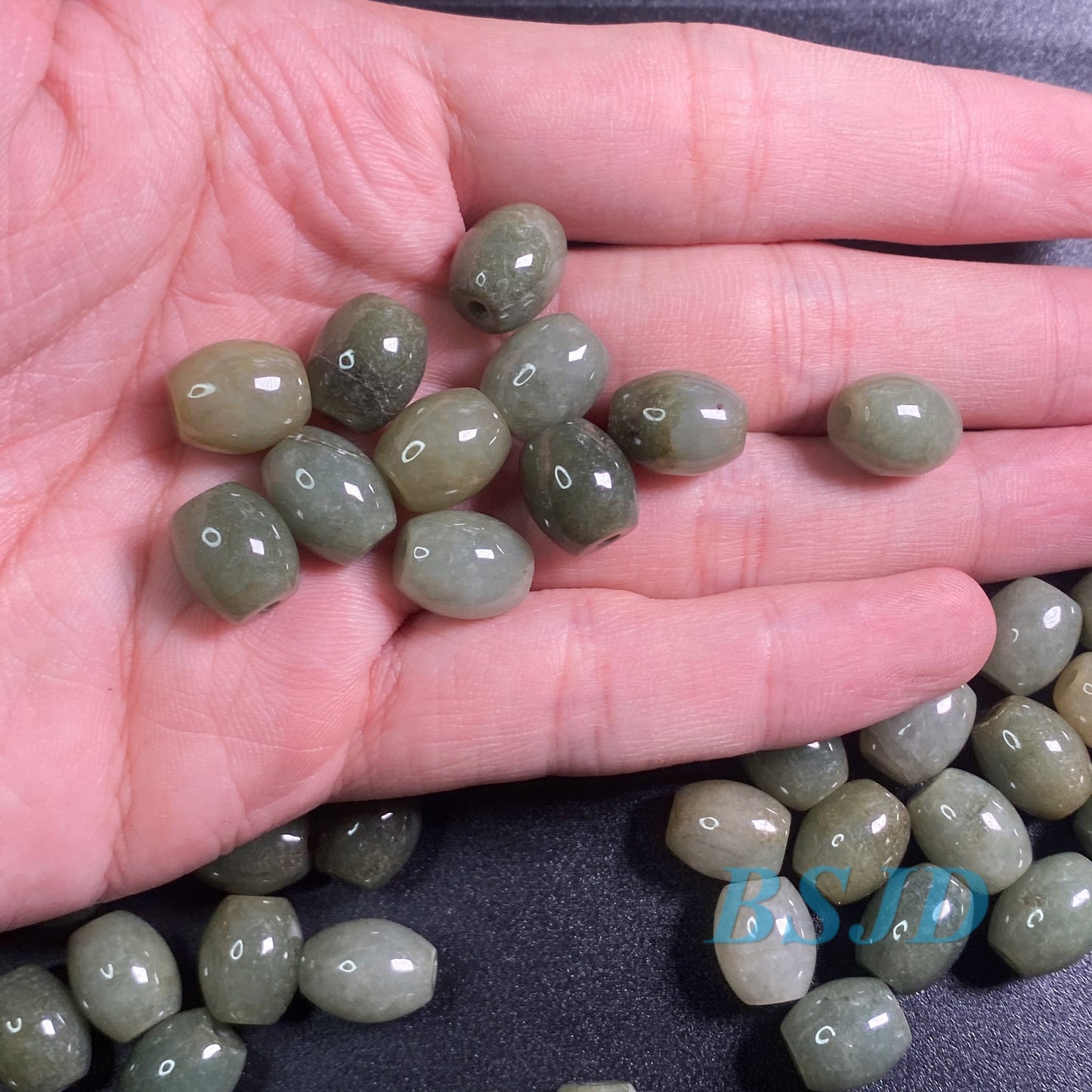 100Pcs Oval shape Grade A Jade Burma Jadeite Beads WHITE Gray Perle DIY jade necklace earrings ,Jade barrel tube