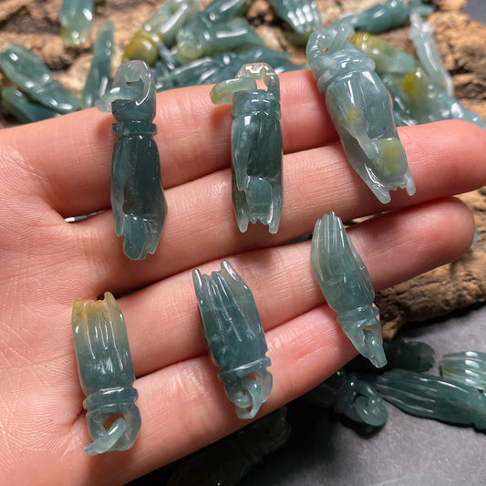 Wholesale Natural Blue Guatemalan jadeite Translucent Grade A jade Guan yin Hand pendant necklace jade bead