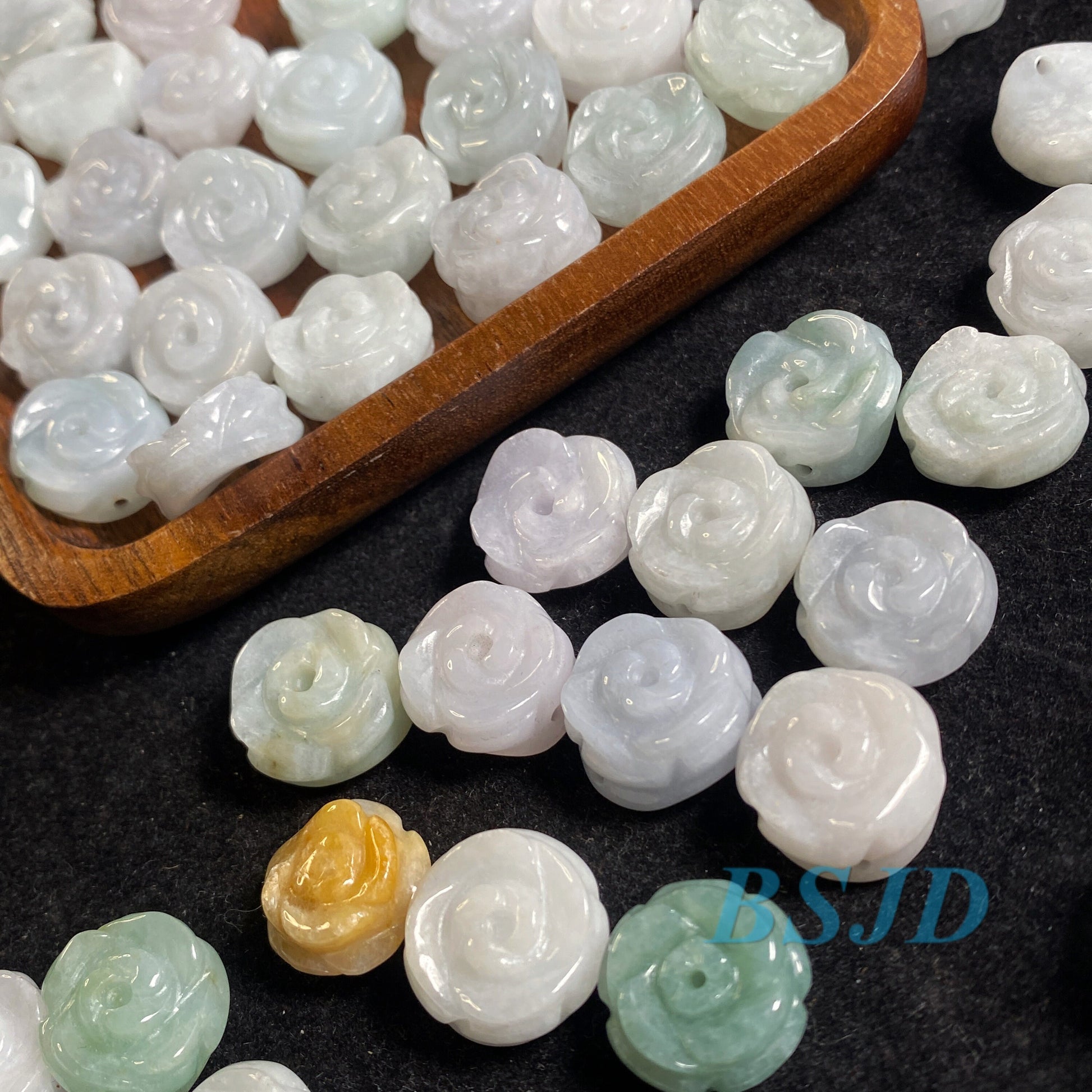 10PCS Flower Rose Beads Natural Grade A jade Green ICE Burma Jadeite bead Chinese Carved Myanmar DIY pendants necklace Blume f. fleur varié