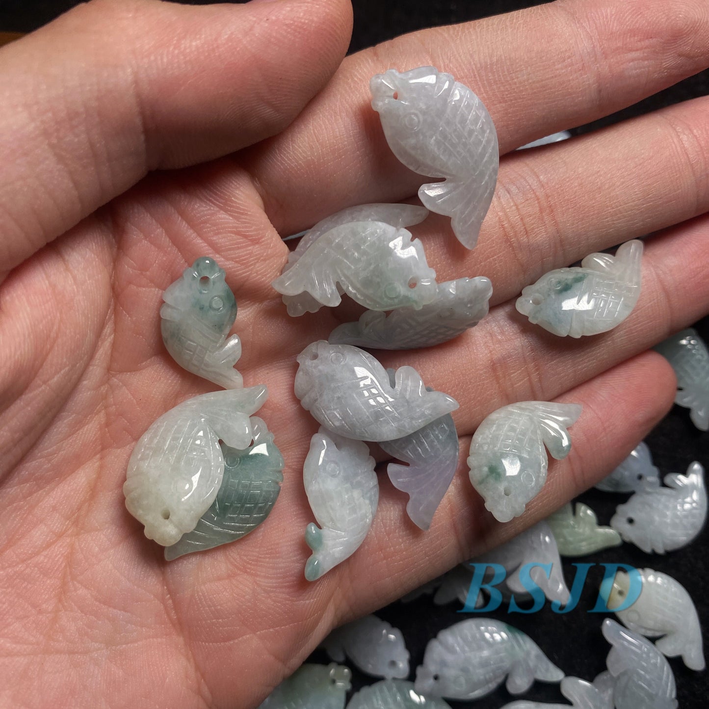 10PCS Wholesale Fish Pendant Natural Grade A Jade ICE Burma Jadeite Baby Beads Perle Anhänger Chinese Carved ,Myanmar Jadeite earrings drop