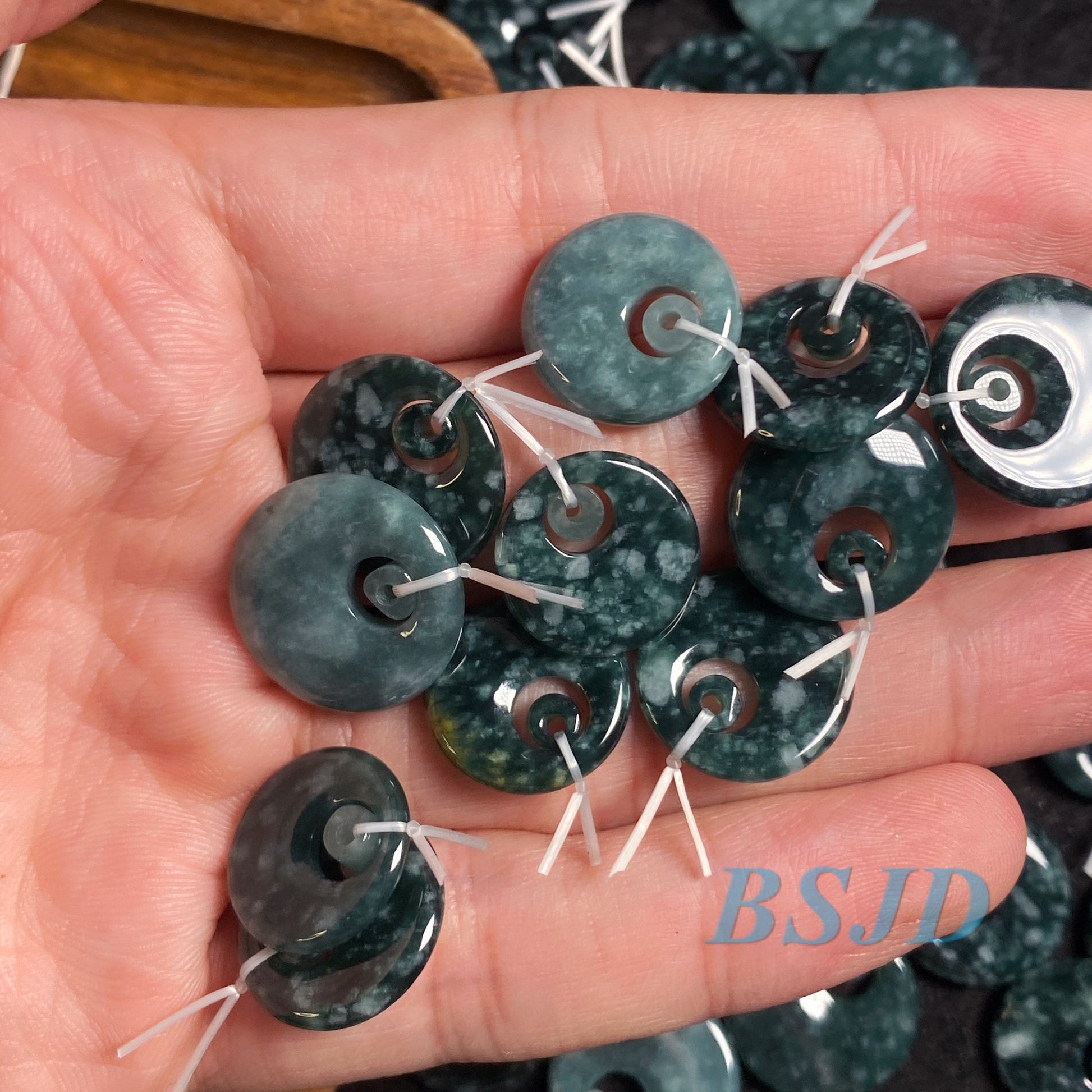 10pair Natural Snowflake Green Blue Guatemalan jadeite Light blueness Grade A jade Donut pendant Earrings beads Guatemala jade doughnut