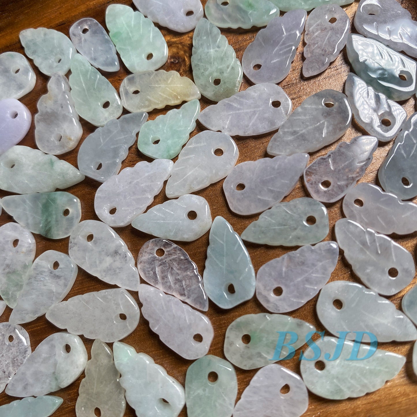 10PCS LOT Leaf Pendant green Ice Burma Jade Natural Grade A Jadeite Burma pendant Necklace